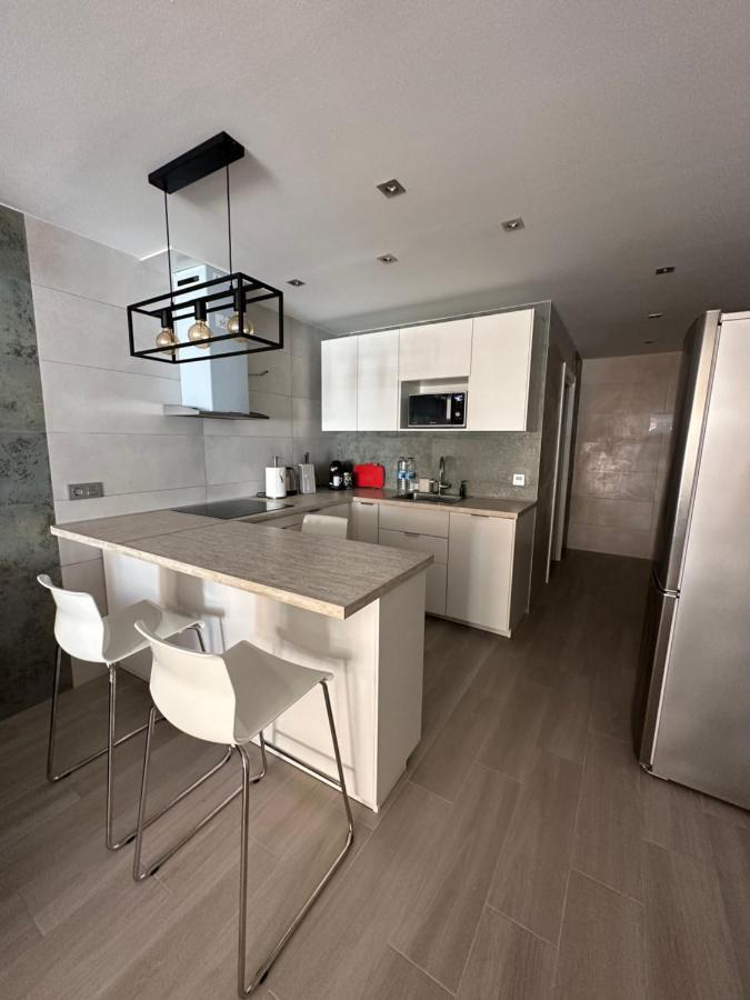 Studio Monserrate H Торевиеха Екстериор снимка